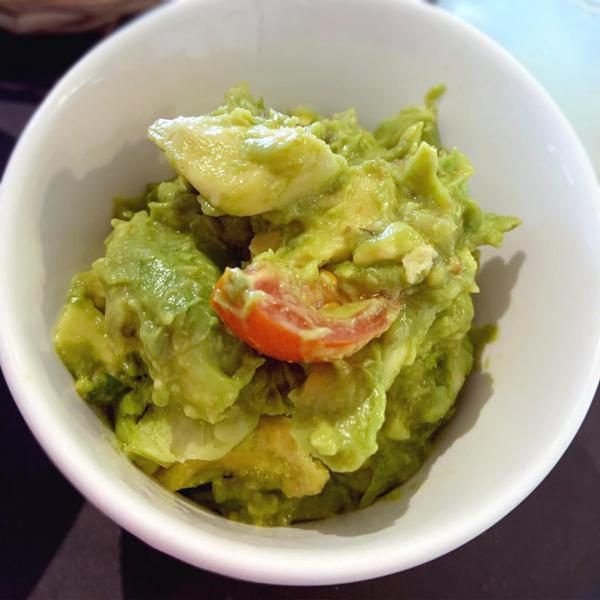 Salade Avocat (100g)